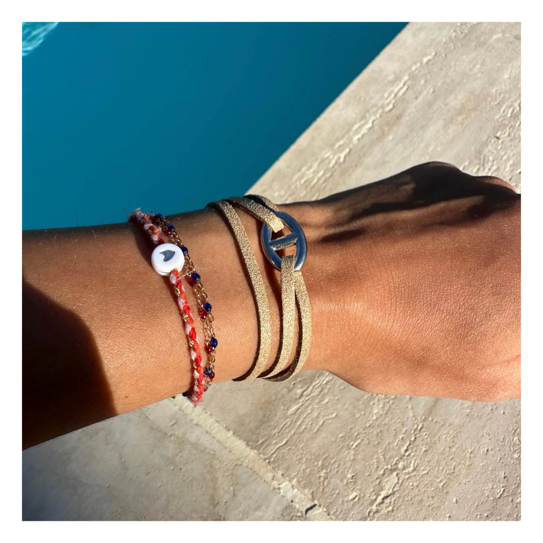 Bracelet Sandy – Maille marine dorée ou argentée sur cordon en suédine