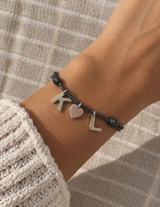 Bracelet Amalya – Bracelet personnalisé avec initiales et cœur