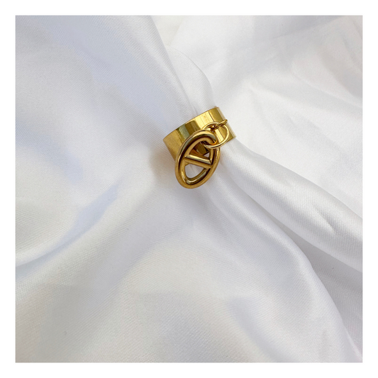 Bague Alice – Bague dorée à breloque en acier inoxydable