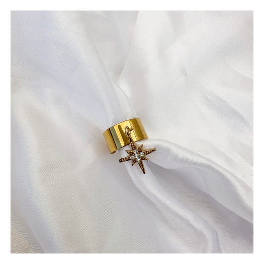 Bague Aurore – Bague dorée avec breloque étoile en acier inoxydable