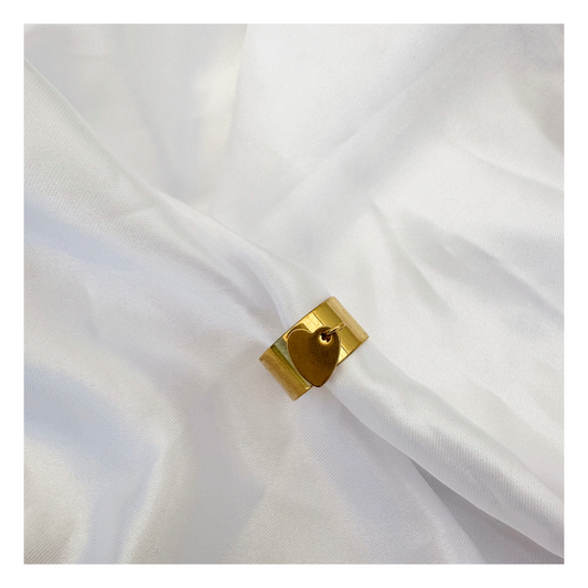 Bague Manon – Bague dorée avec breloque cœur en acier inoxydable