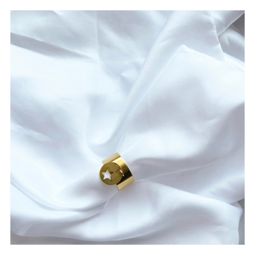 Bague Stella – Bague dorée à breloque en acier inoxydable